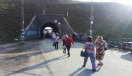 Четвертий день. Дорога перекрита Четвертий день. Дорога перекрита