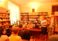 Українські поети В. Стельмах та Н. Палашевська зустрілися з роздільнянцями