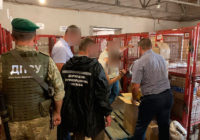 На Одещині серед поштових перевезень прикордонники виявили 3,5 тонни контрафактних алкогольних напоїв.