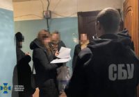 СБУ викрила чиновницю однієї з міських рад Одещини на системних вимаганнях хабарів з підприємців