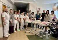 В Одесі маму трійні виписали зі сльозами радості: лікарі назвали народження дівчаток справжнім дивом