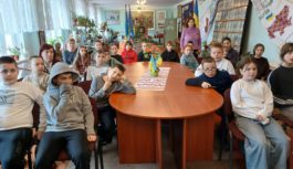 94 роки Одеській області: у Роздільнянському музеї провели пізнавальну годину для школярів