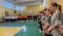 У Роздільній розпочався весняний жіночий турнір з волейболу