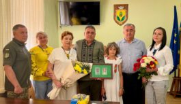 Відзнака “ЗА НЕЗЛАМНІСТЬ” колишньому військовополоненому Євгену ГОЛТВІ