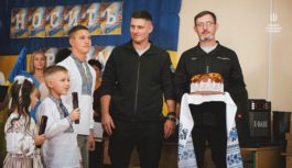 «Гурівці» зустрілися з «ГУРівцями»: розвідники привітали школярів із 1 вересня